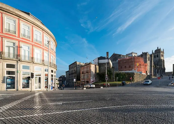 아파트 Light Blue